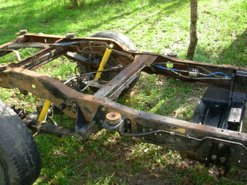 1983 Ford Bronco - It's amazing how clean it can get with 2600psi.