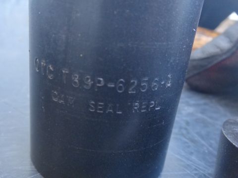 1993 Ford Taurus - Part marked OTC T89P-6256-4, likely for OAW seal replacement.