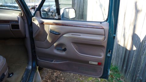 1996 Ford Bronco photo