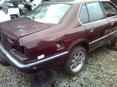 1986 BMW 3 Series photo