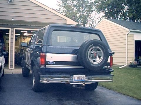 1993 Ford Bronco photo