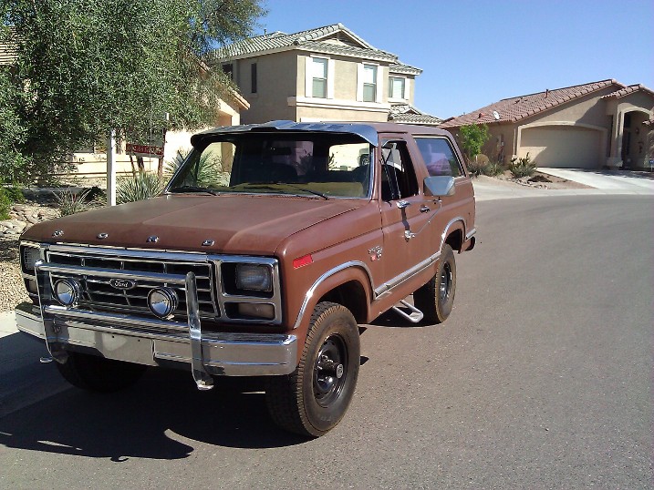 1981 Ford Bronco “Harold the Brown Bear”