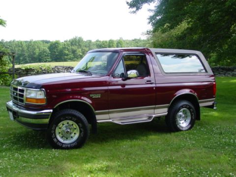 1996 Ford Bronco photo