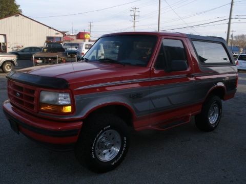 1996 Ford Bronco photo