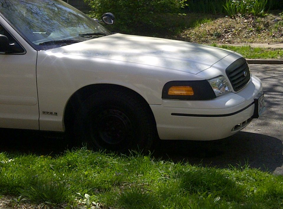 2000 Ford Crown Victoria