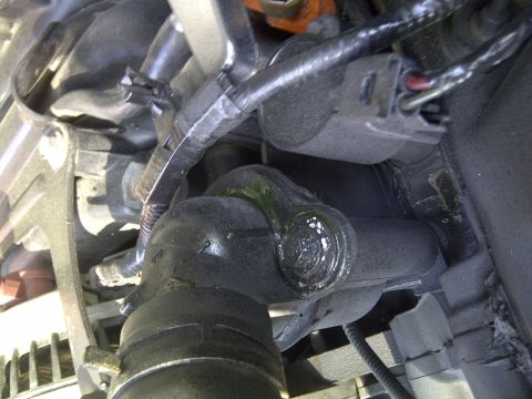 2000 Ford Crown Victoria - coolant leaking