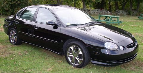 1998 Ford Taurus - My Ride