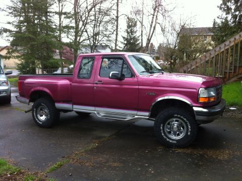 1992 Ford F-150 - Clean rims.