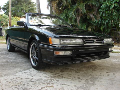 1992 Infiniti M30 photo