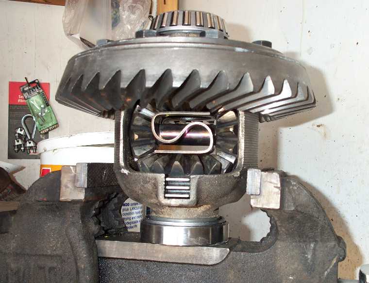 The "new" track-lock with 3.55s, ready for install.
