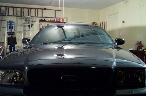 1998 Ford Crown Victoria - Three more pics, after 5 coats of Z-5 polish.