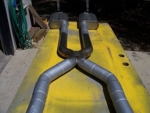 1979 Ford Ranchero - Pics of 3" exhaust after all measuring/fabricating/welding was finished. Exhaust consists of Hooker 6126 coated Headers, Jegs 3" x 18" head…