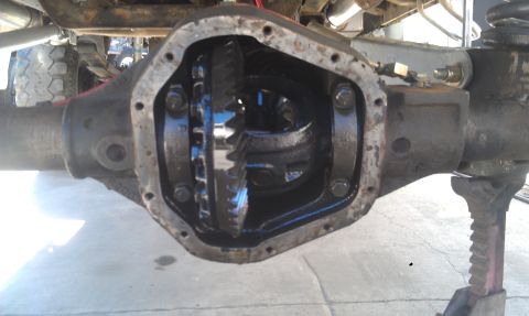 1978 Ford Bronco - Close-up view of an open differential housing, revealing internal gears and components.