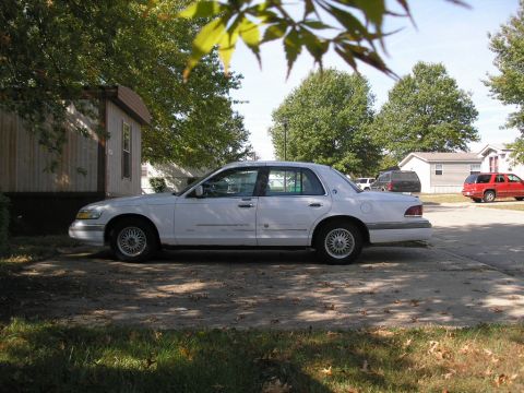1992 Mercury Grand Marquis photo