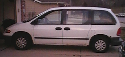 1997 Plymouth Voyager photo