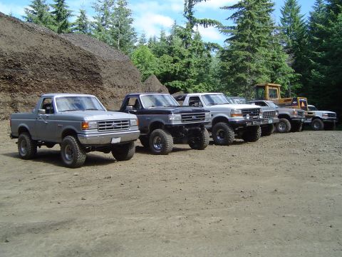 1988 Ford Bronco - From left to right, NoTrailer, Crazed, Shadowfax, CAGE, Girlpower4x4, and WhiteCloud....