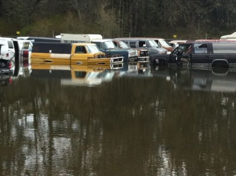 1992 Ford F-150 - Flooded yard when I picked up the alternator...