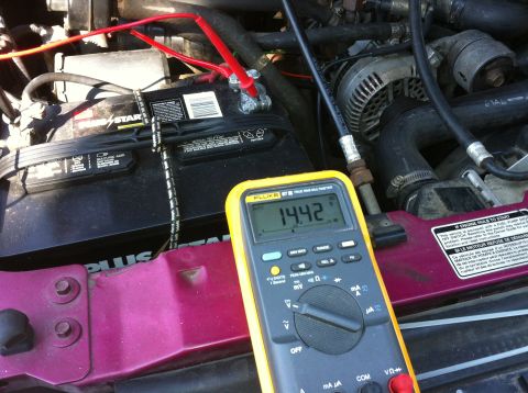 1992 Ford F-150 - Before the swap I was getting 12.8V at idle. This is much better.