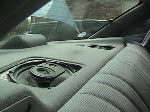 1995 Ford Taurus - sum sorta 240w 6x9's