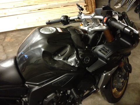 2008 Yamaha FZR1000 photo