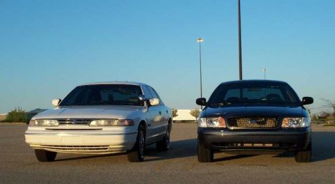 1998 Ford Crown Victoria - A pic of the differences in grilles.