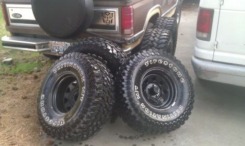 1984 Ford Bronco photo