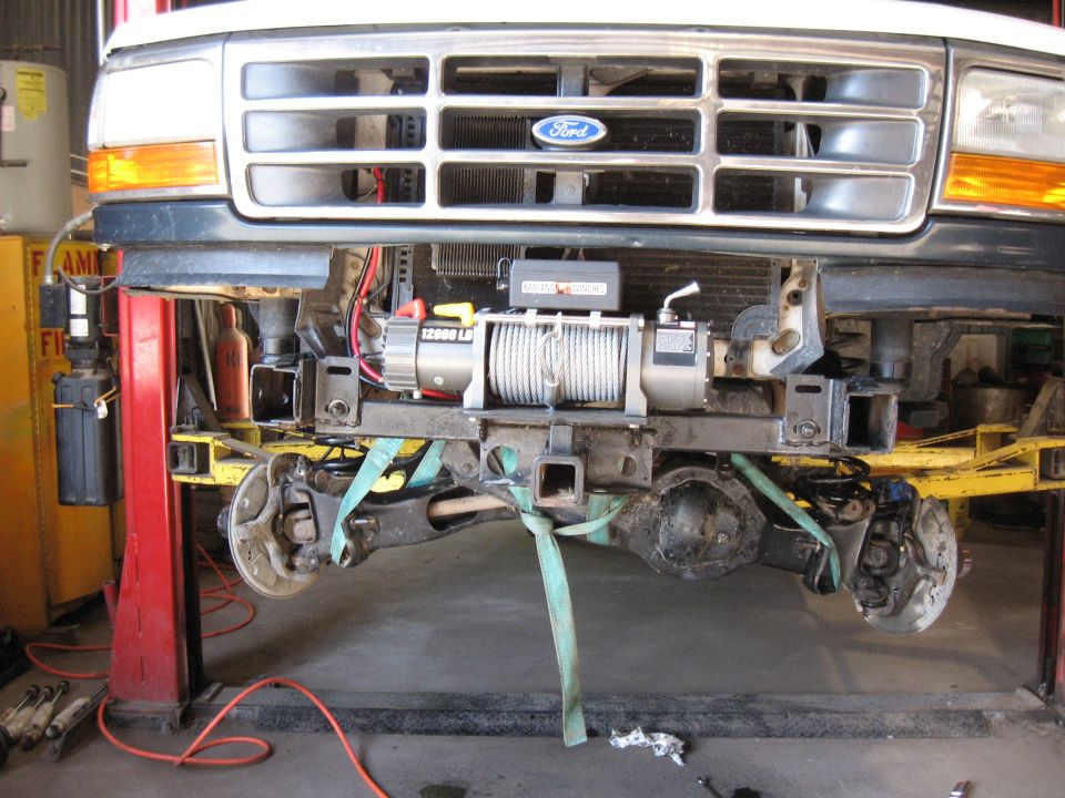 1994 Ford Bronco front end with winch and tow hitch