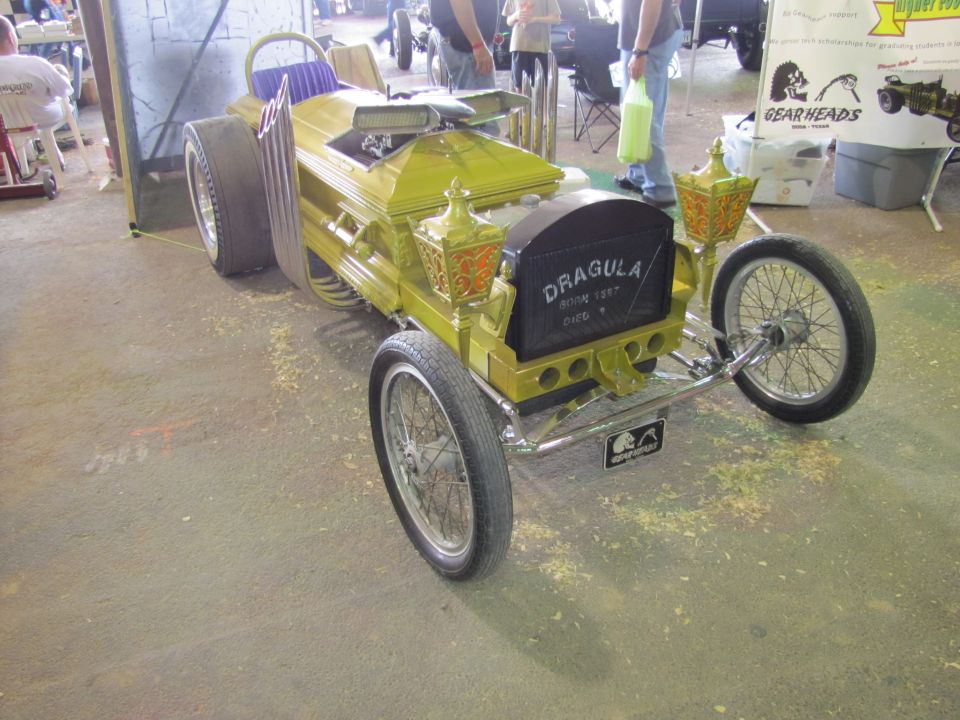 Custom coffin hot rod named DRAGULA, built 1987, died