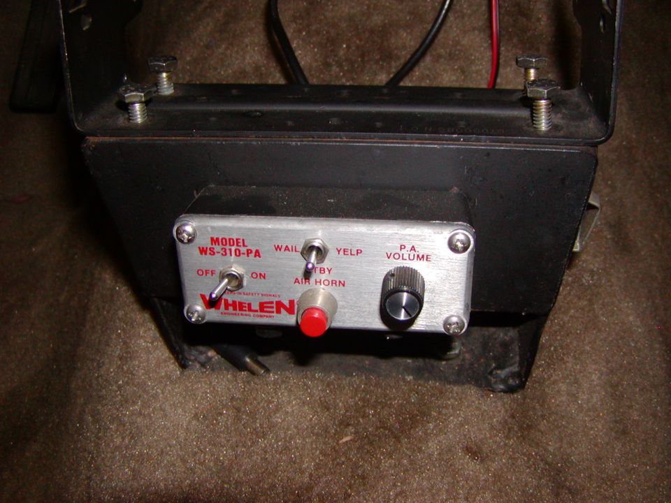 Whelen WS-310-PA siren control unit with Wail, Yelp, Air Horn, and P.A. Volume controls