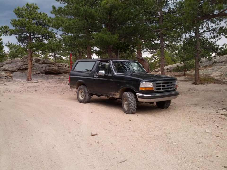 As she sits now, need to order a tube bumper from Hefty. SOON!