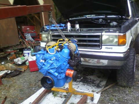 1989 Ford Bronco - Engine removal and rebuild in progress for a 1989 Ford Bronco.