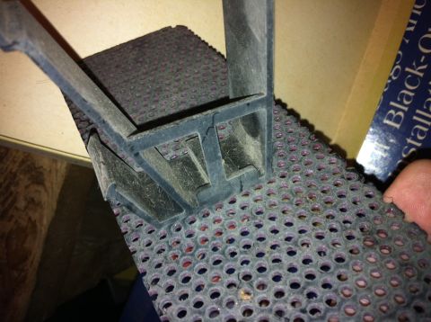 1992 Ford F-150 - LUND grill inserts, part # 28080. No longer made, but some online part houses claim to have them. I suggest calling to verify stock.
