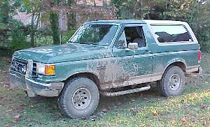 1990 Ford Bronco - Right after it's bath!