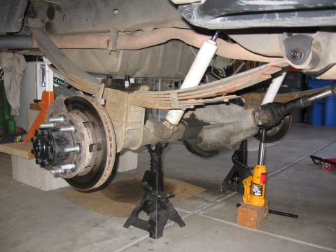 1995 Ford Bronco - So this is what is being replaced, stock 17 yr old leafs with rancho dual 3" add a leaf plus 1" zero rate and a solid steel block…