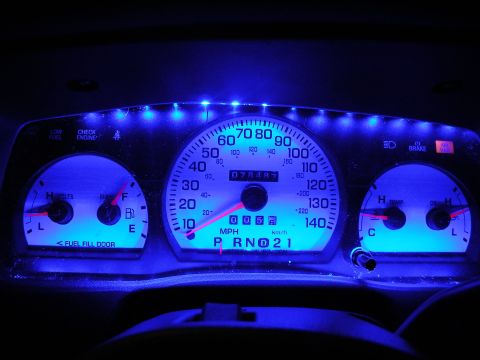 2003 Ford Crown Victoria - Instrument panel with bright blue LED backlight, speedometer 140 MPH, odometer 078487