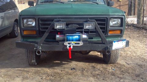 1986 Ford Bronco - I picked up a Rough Country 12000 lb with sythentic line and cover from 4x4 Group Buy (http://www.4x4groupbuy.com) for a really reasonable…