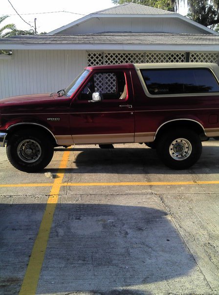 1995 Ford Bronco photo
