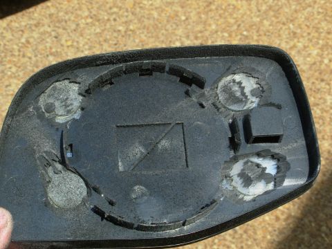 1983 Ford Bronco - The silicone is so strong (even at this age) that it's hard to separate the plate without destroying the glass. And after cutting all this…