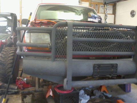 1995 Ford F-150 - for this being off a 2002 super-duty it fits surprisingly well. only going to need minor trimming.