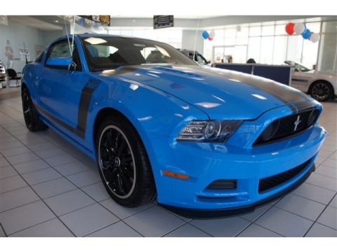 2013 Ford Mustang photo