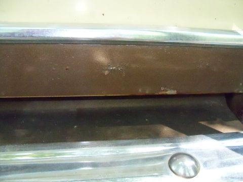 1979 Ford Bronco - tailgate rust