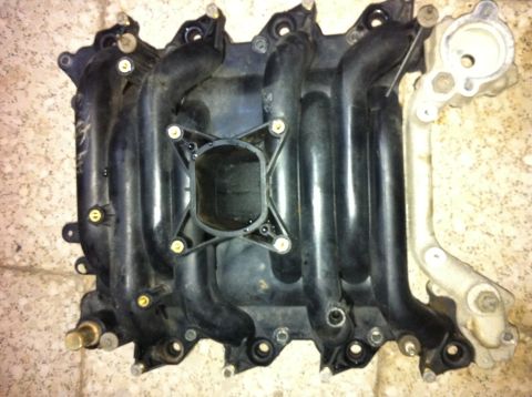 1998 Ford Crown Victoria - This is a Ford NPI intake manifold, likely for a V8 engine.
