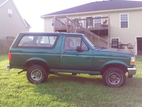1996 Ford Bronco photo