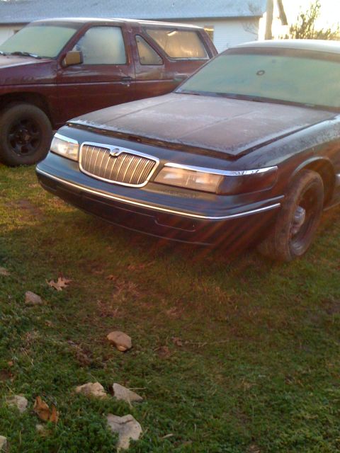 1994 Mercury Grand Marquis - Tryed out a 96 model marquis front nose