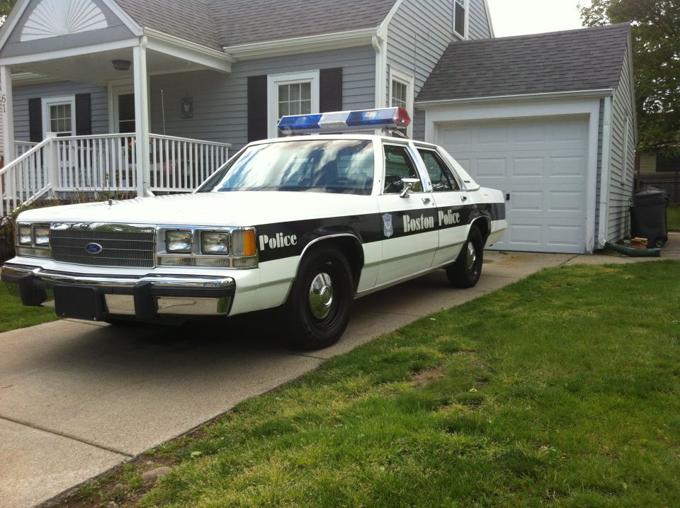 1991 Ford Crown Victoria LTD “Boston Police Restoration”