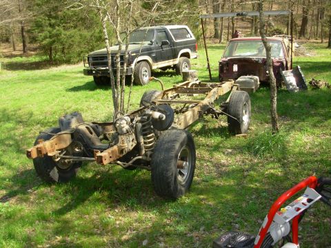 1983 Ford Bronco - I'm obviously doing a lot more to this truck, but changing all the body mounts CAN be done with the body & core support in-place. Loosen th…