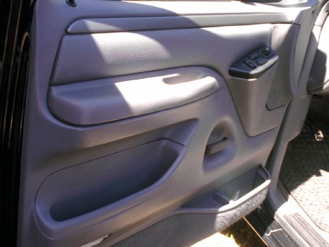 1994 Ford Bronco photo