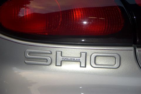 1998 Ford Taurus photo