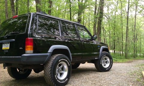 1997 Jeep Cherokee photo
