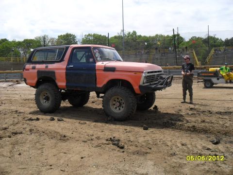 1978 Ford Bronco - This modified 1978 Ford Bronco features a two-tone paint scheme and aggressive off-road tires.